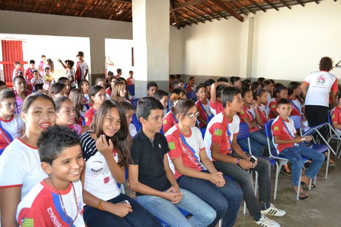 MJM encerra ano letivo com projeto de leitura - Imagem 112