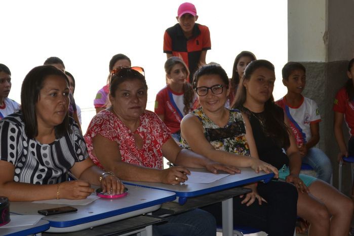 MJM encerra ano letivo com projeto de leitura - Imagem 95