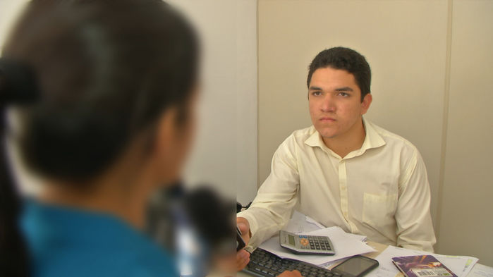 Suspeito de aplicar golpe em empresa de empréstimos é preso com identidades falsas - Imagem 3