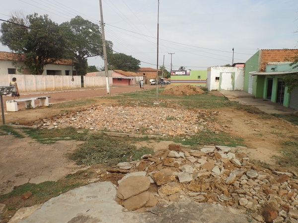 Prefeitura inicia reforma e ampliação da Pracinha da Rua Getúlio Vargas - Imagem 2