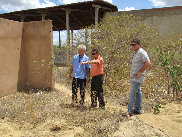 Recomeça a Obra do Clube do Professor Na Cidade de Ipiranga - Imagem 1