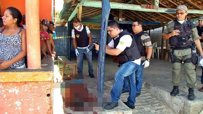 Homem é assassinado a tiros em bar no litoral do Piauí  - Imagem 2