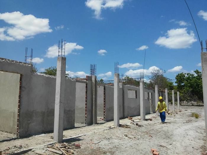 MAIS TRABALHO: PREFEITO ZÉ RESENDE ANUNCIA OBRA DE COBERTURA DA ESCOLA-PADRÃO EM BOA HORA - Imagem 4