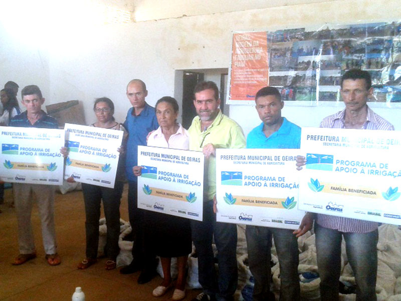 Prefeitura de Oeiras distribui mais Kits de Irrigação para produtores rurais