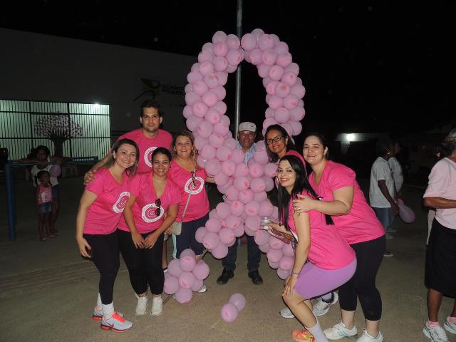 Caminhada do Outubro Rosa reúne mais de 800 mulheres em Água Branca - Imagem 8