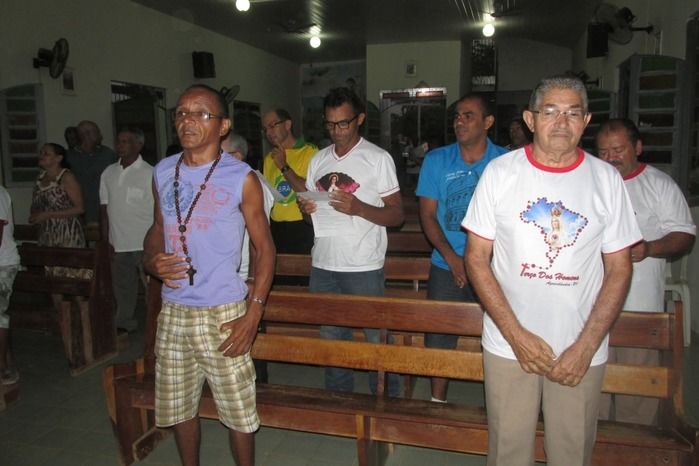 Festejos do Bairro Baixa Teve inicio com o Terço dos Homens de Agricolândia - Imagem 3