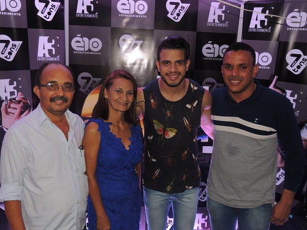                  Xé Pop encerra ciclo comemorativo dos 52 anos de Monsenhor Gil - Imagem 1