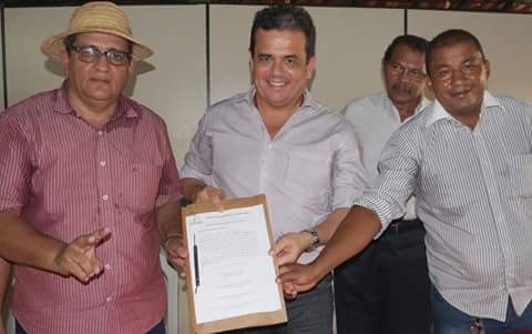 PREFEITO ZÉ RESENDE ANUNCIA INÍCIO DAS OBRAS DE MAIS DE 2 MILHÕES EM ABASTECIMENTO DE ÁGUA EM BOA HORA - Imagem 3