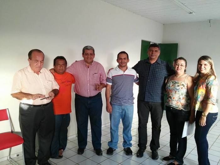 EXEMPLO A SER SEGUIDO: PREFEITURA DE BOA HORA GARANTE TRANSPORTE PARA UNIVERSITÁRIOS QUE ESTUDAM FORA - Imagem 3