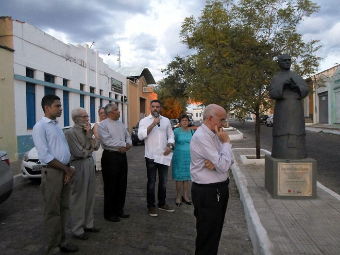 Estátua do Cônego Antônio Cardoso é recolocada em Oeiras - Imagem 7