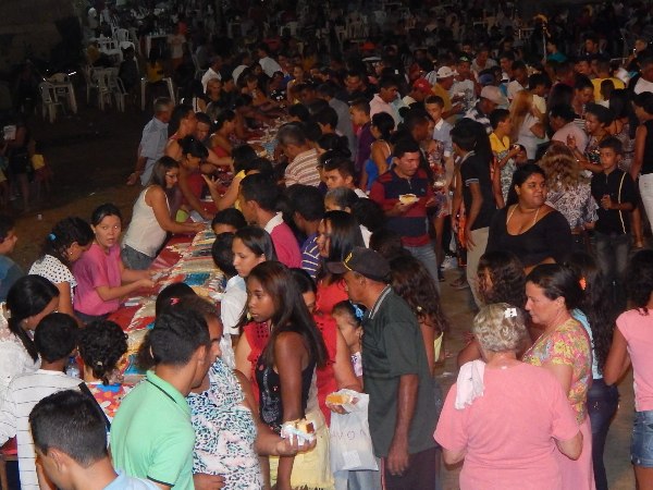 Aniversário de Lagoinha com Bolo de 20 metros  - Imagem 24