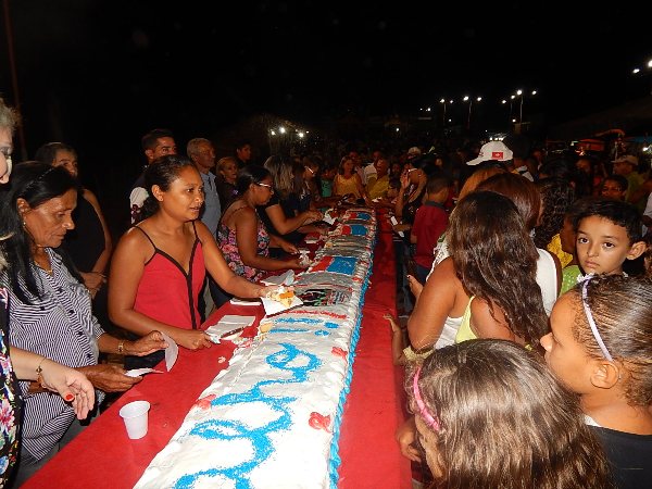 Aniversário de Lagoinha com Bolo de 20 metros  - Imagem 22