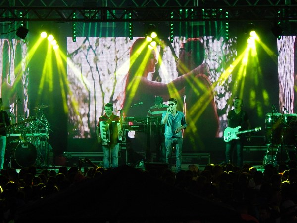 Mais de 5 mil pessoas no show da Malla 100 Alça em Lagoinha  - Imagem 29