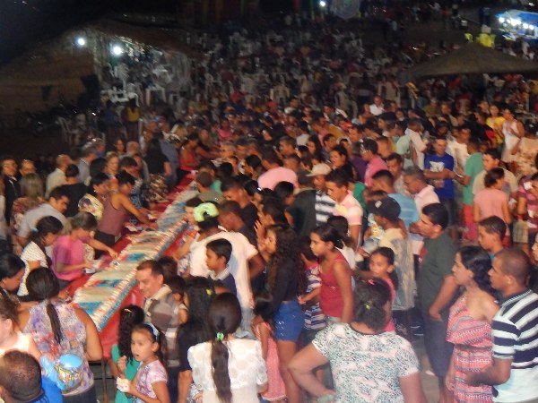Aniversário de Lagoinha com Bolo de 20 metros  - Imagem 23
