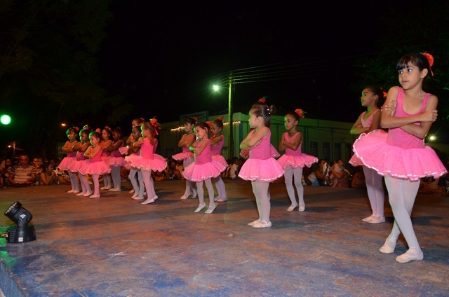 Apresentações Culturais Marcam a 1ª Noite do Aniversário de Ipiranga - Imagem 85