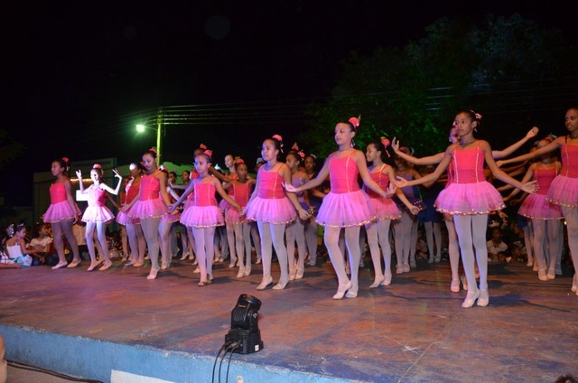 Apresentações Culturais Marcam a 1ª Noite do Aniversário de Ipiranga - Imagem 129