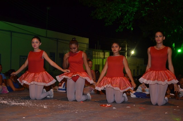 Apresentações Culturais Marcam a 1ª Noite do Aniversário de Ipiranga - Imagem 173