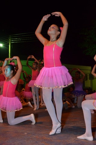 Apresentações Culturais Marcam a 1ª Noite do Aniversário de Ipiranga - Imagem 61