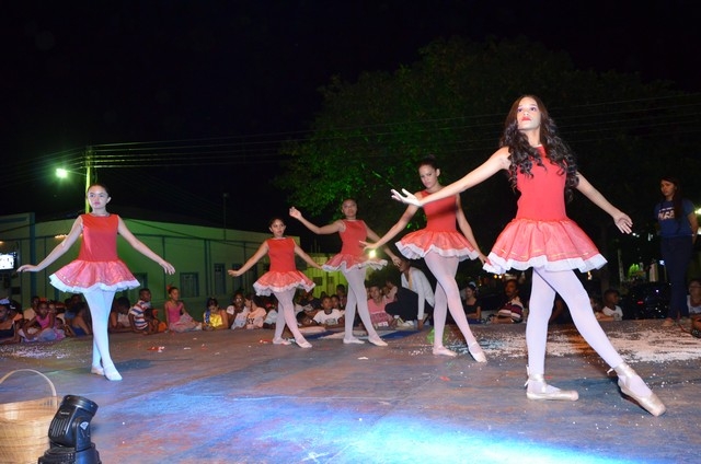 Apresentações Culturais Marcam a 1ª Noite do Aniversário de Ipiranga - Imagem 167