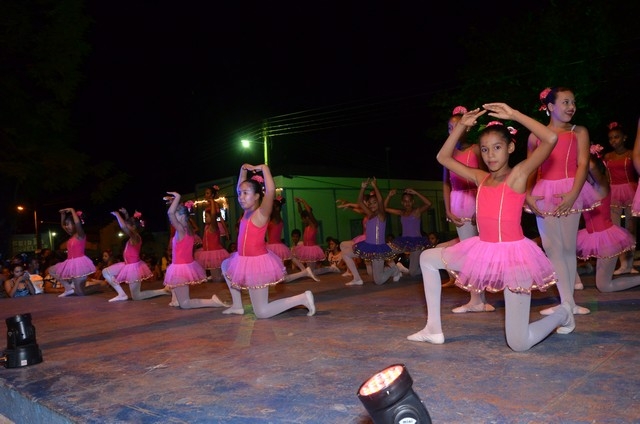 Apresentações Culturais Marcam a 1ª Noite do Aniversário de Ipiranga - Imagem 59