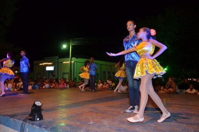 Apresentações Culturais Marcam a 1ª Noite do Aniversário de Ipiranga - Imagem 141