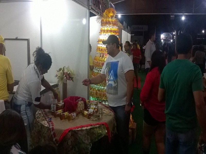                               Monsenhor Gil   exerceu papel de destaque na 65 EXPOAPI