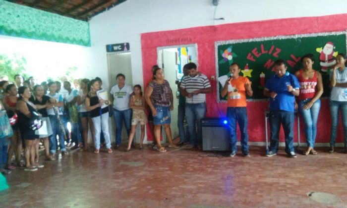 Alunos da Escola Municipal Antonio Xavier são homenageados por bons - Imagem 4