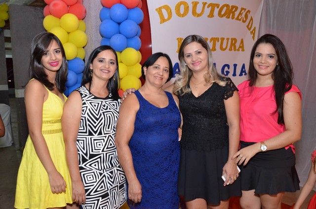 Formatura dos Doutores da Leitura da Escolhinha A Caminho do Saber - Imagem 12