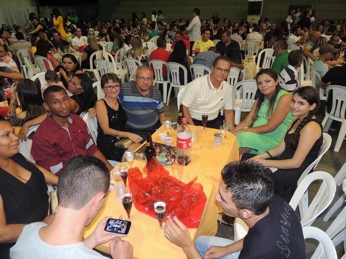 Prefeitura Municipal realiza a maior e mais bonita festa  - Imagem 28