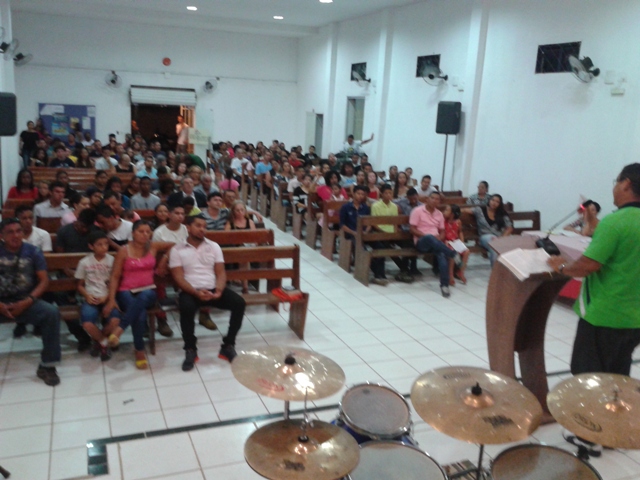 Primeira Igreja Batista realiza II Festival de Louvor - Imagem 11