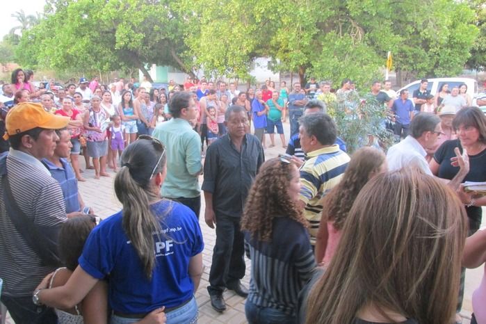 Prefeito Walter Alencar Inaugura Várias Obras em Agricolândia  - Imagem 43