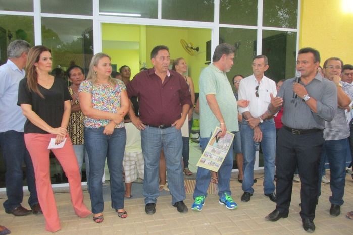 Prefeito Walter Alencar Inaugura Várias Obras em Agricolândia  - Imagem 63