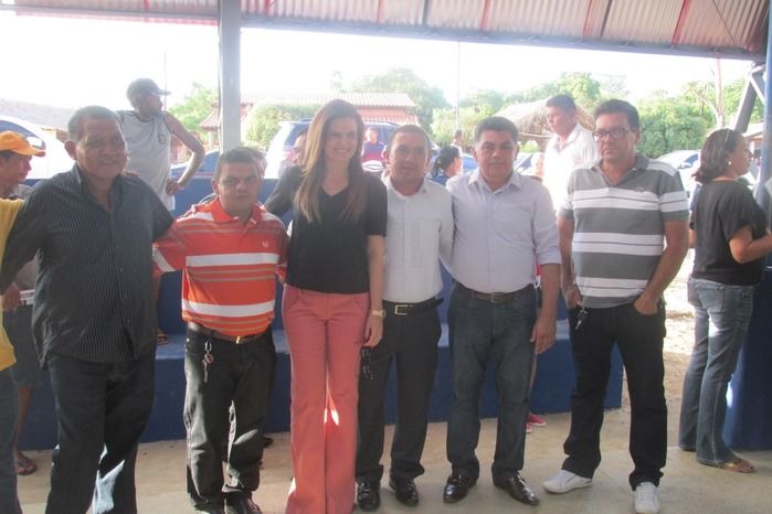 Prefeito Walter Alencar Inaugura Várias Obras em Agricolândia  - Imagem 27