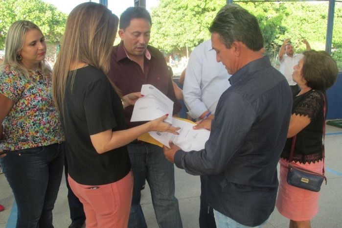 Prefeito Walter Alencar Inaugura Várias Obras em Agricolândia  - Imagem 30