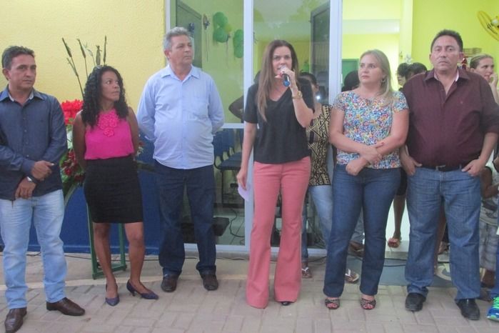 Prefeito Walter Alencar Inaugura Várias Obras em Agricolândia  - Imagem 67