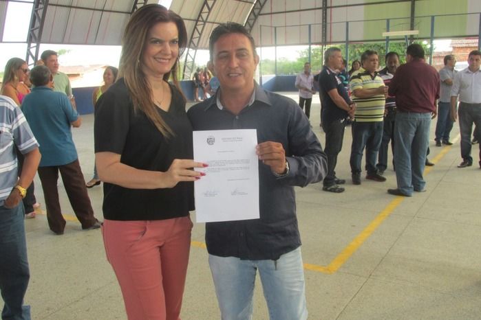Prefeito Walter Alencar Inaugura Várias Obras em Agricolândia  - Imagem 35