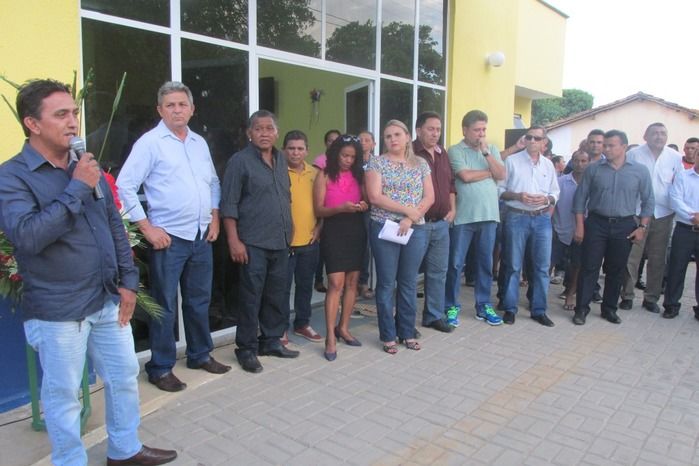 Prefeito Walter Alencar Inaugura Várias Obras em Agricolândia  - Imagem 47