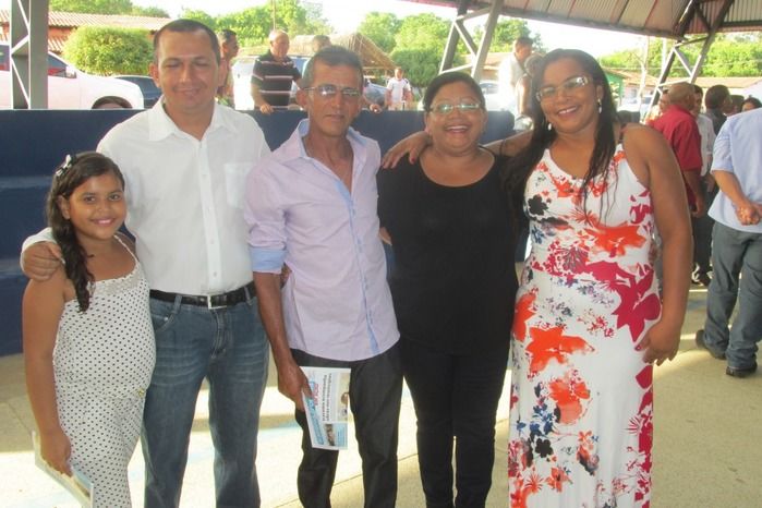 Prefeito Walter Alencar Inaugura Várias Obras em Agricolândia  - Imagem 28