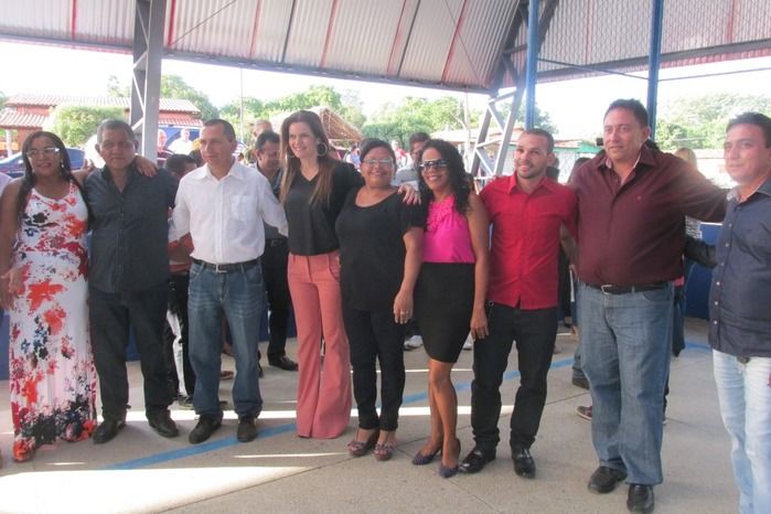 Prefeito Walter Alencar Inaugura Várias Obras em Agricolândia  - Imagem 25