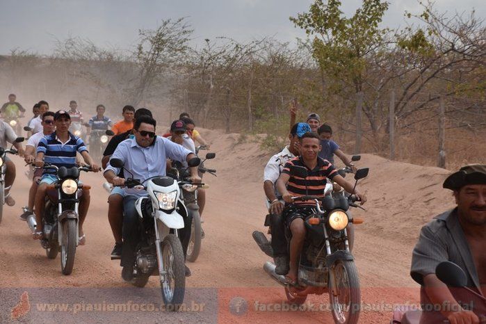 Márcio Alencar entrega ambulância e inaugura estrada em Pocinhos - Imagem 15