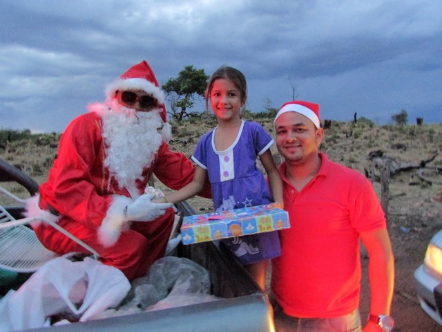 Papai Noel Fez Alegria das Crianças em Na Localidade Jardim - Imagem 90