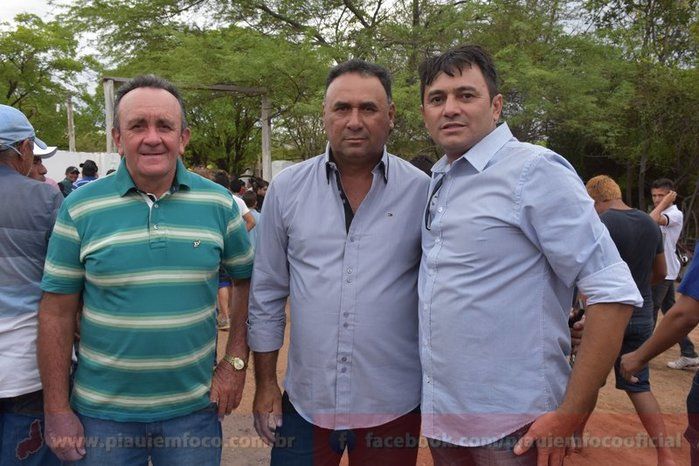 Márcio Alencar entrega ambulância e inaugura estrada em Pocinhos - Imagem 30