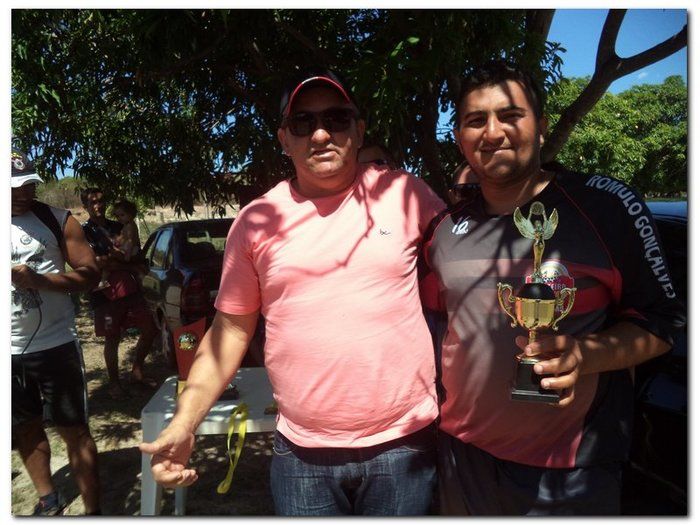 Jogo Casados x Solteiros termina com empate - Imagem 48