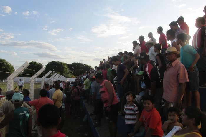 Emelec esmaga o time do Boi Morto e enfrentará a Vila na Final  - Imagem 36