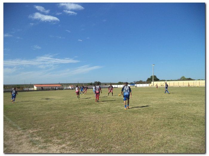 Jogo Casados x Solteiros termina com empate - Imagem 10