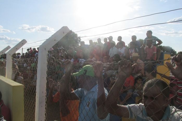 Emelec esmaga o time do Boi Morto e enfrentará a Vila na Final  - Imagem 3