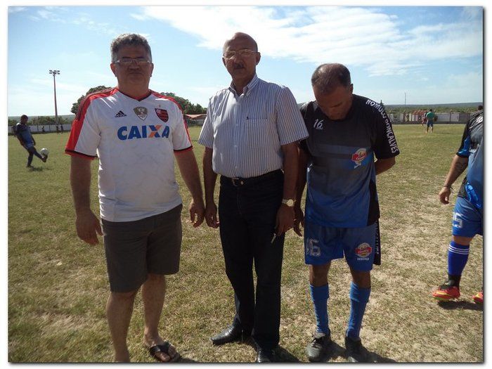 Jogo Casados x Solteiros termina com empate - Imagem 13