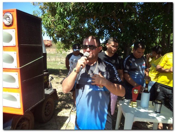 Jogo Casados x Solteiros termina com empate - Imagem 56