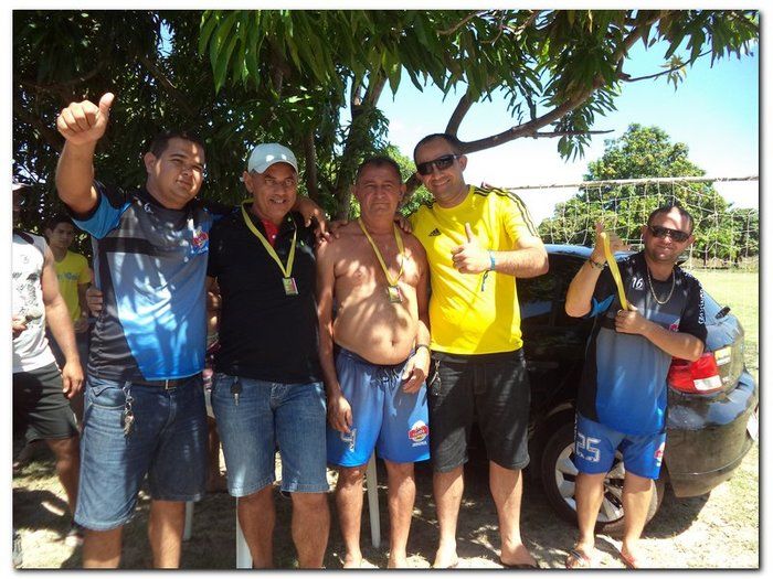 Jogo Casados x Solteiros termina com empate - Imagem 50