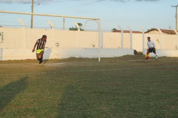 Emelec esmaga o time do Boi Morto e enfrentará a Vila na Final  - Imagem 48